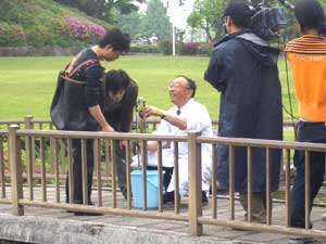 ���̉���i�����x�j�𓧎��x�v�ő��肵�Ă��܂��B